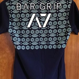 A7 women’s shirt
